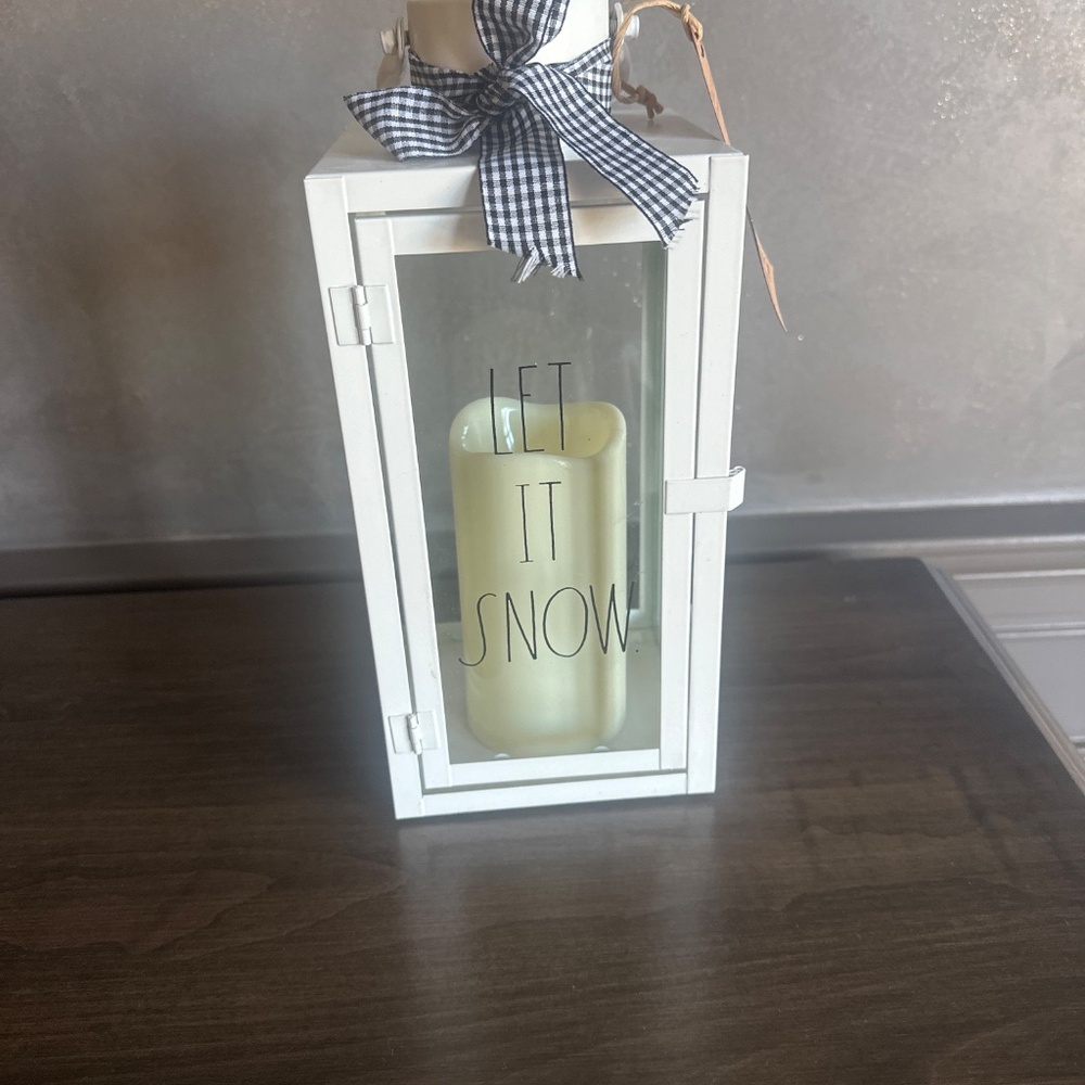 Rae Dunn LED flameless candles latern - Picture 4 of 5